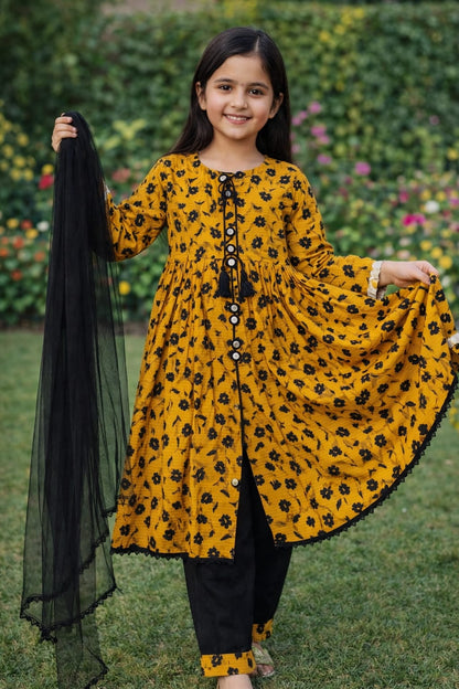 Pure Lawn Fabric KD2136